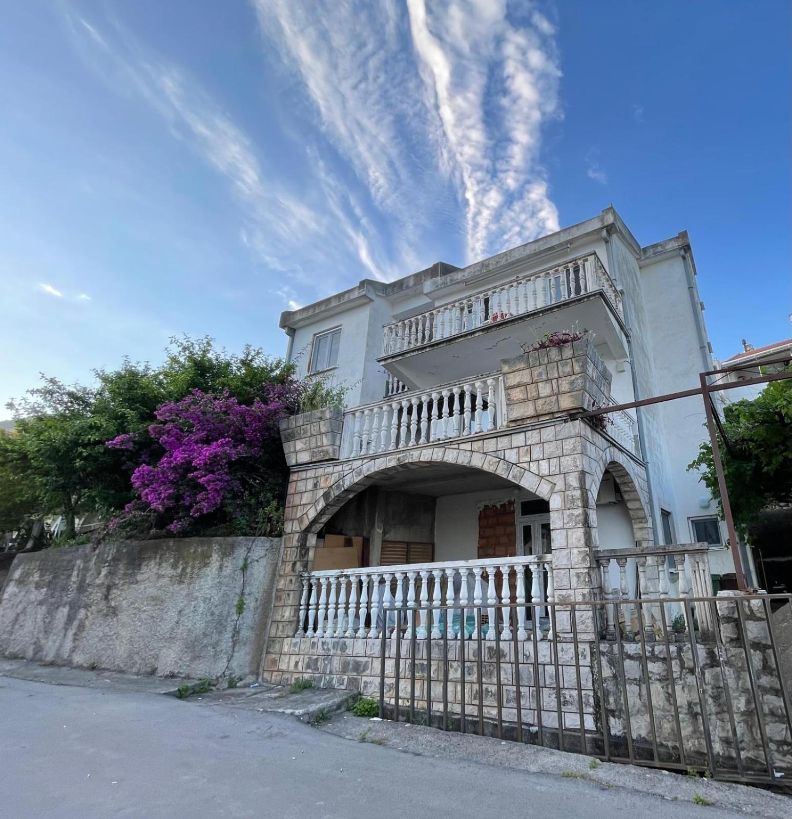 Budva Lux Apartments Экстерьер фото